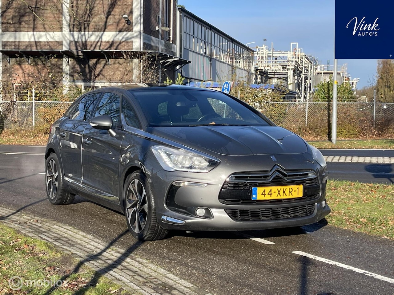 Citroën DS5 - 1.6 THP So Chic|Full Options|DEALER ONDERHOUDEN|AUTOMAAT|PANORAMADAK| - AutoWereld.nl