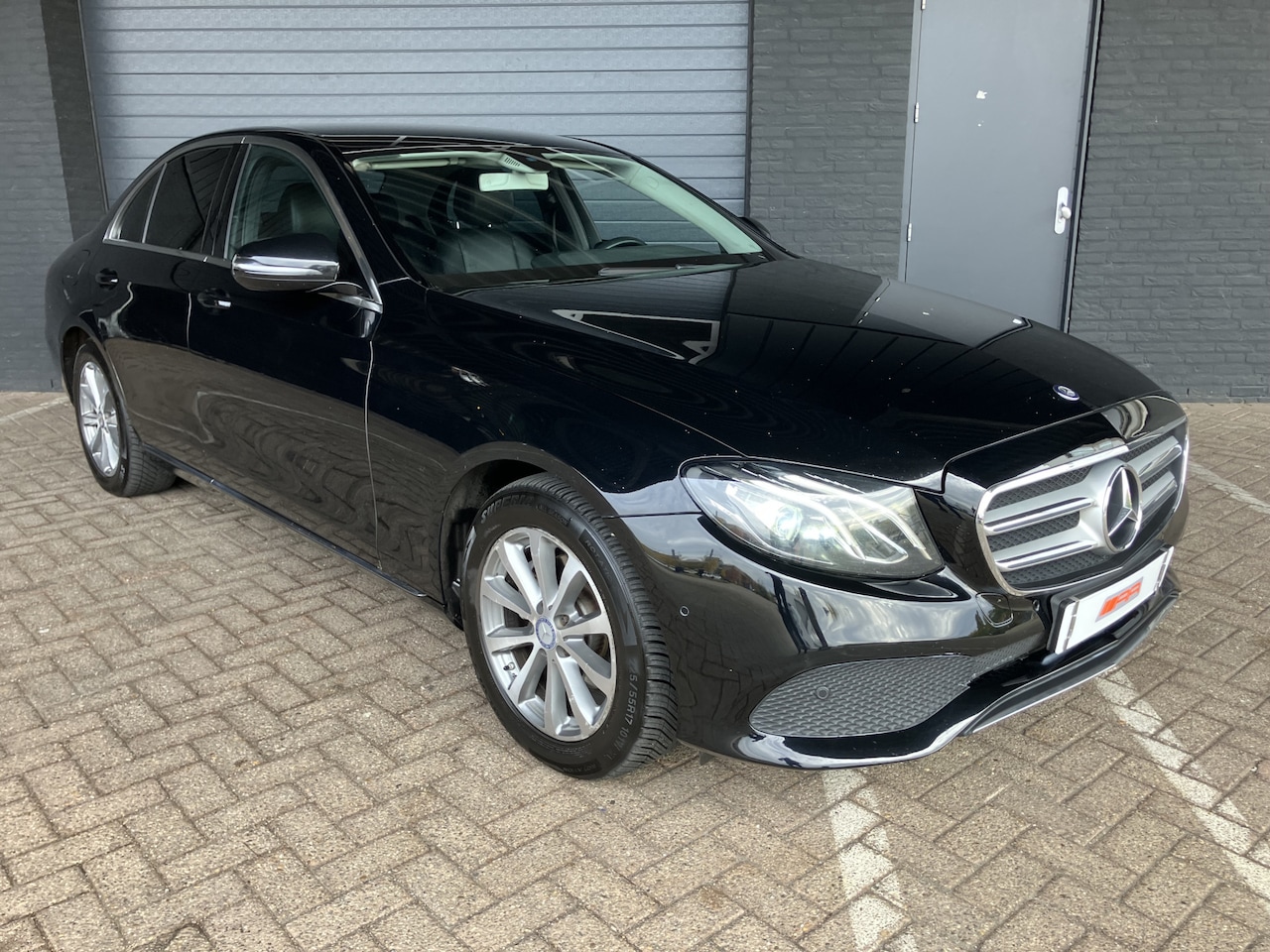 Mercedes-Benz E-klasse - 200 d XENON-LED-LEDER - AutoWereld.nl