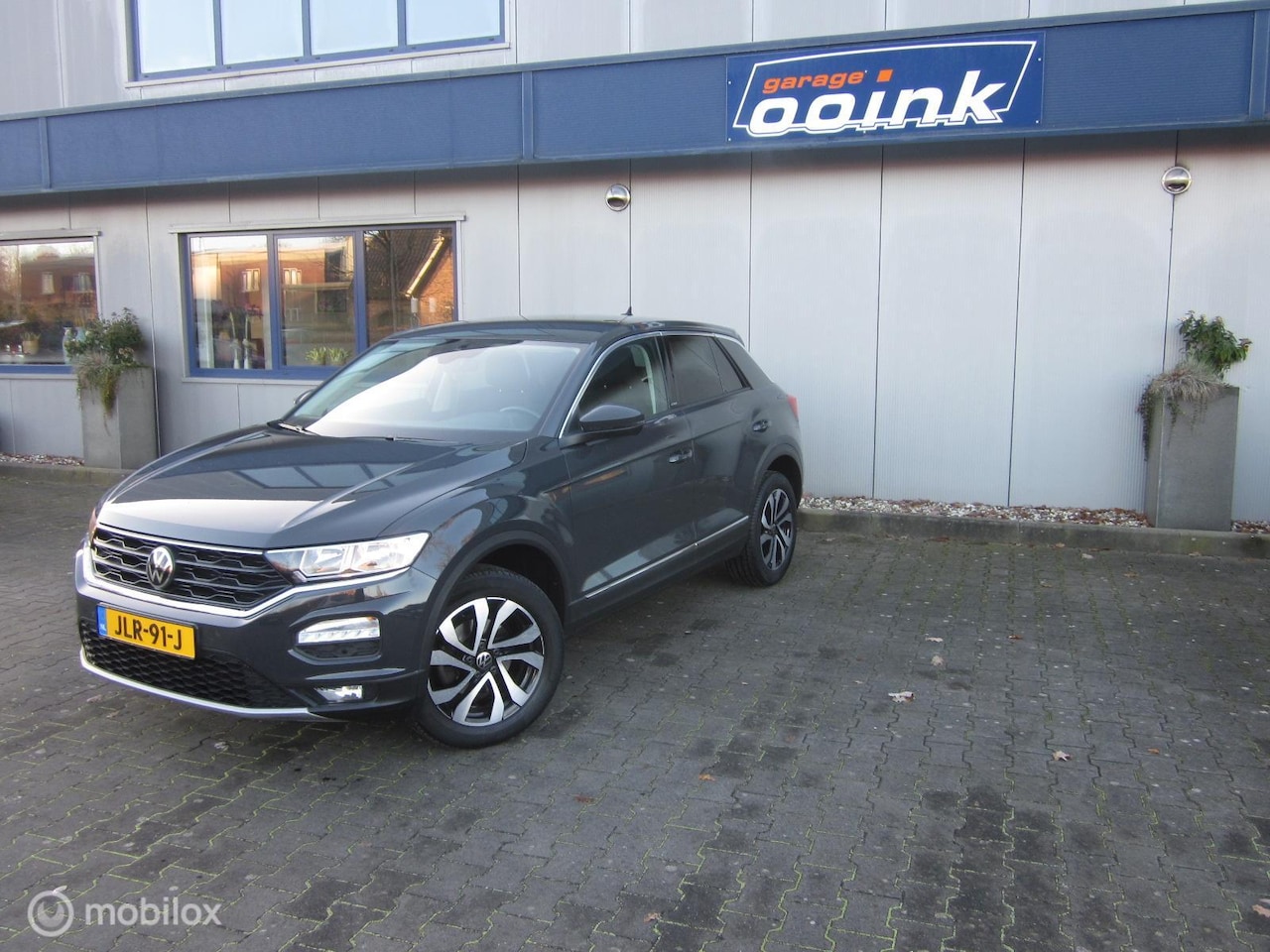 Volkswagen T-Roc - 1.5 TSI Style Business 1.5 TSI Style Business - AutoWereld.nl