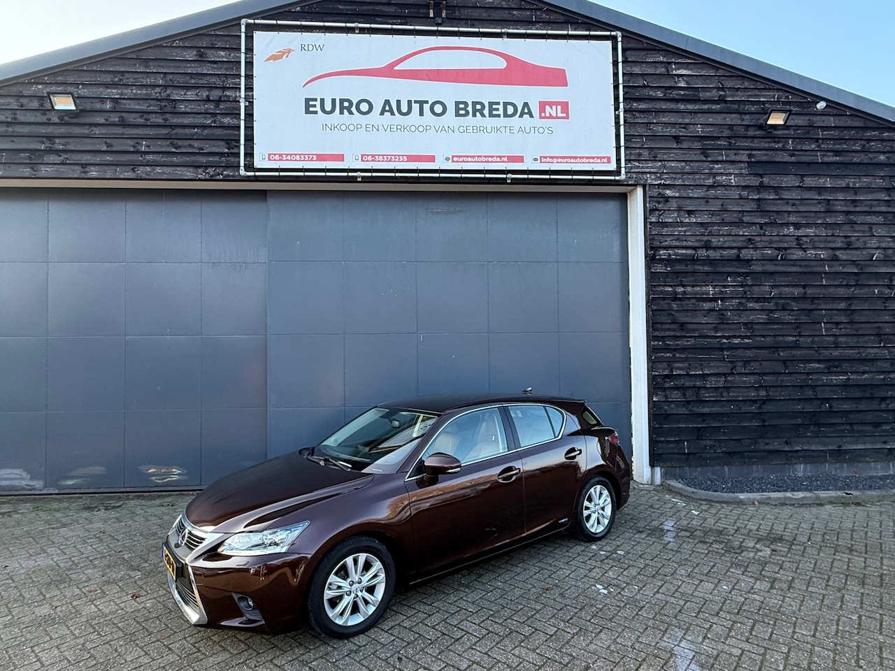 Lexus CT 200h - Luxury Line - AutoWereld.nl