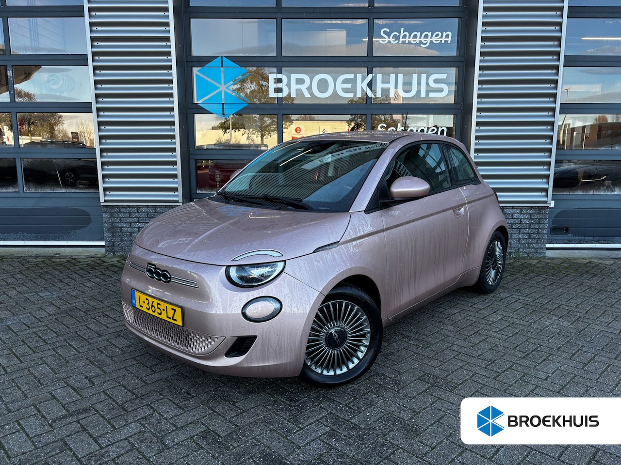 Fiat 500 - 3+1 Icon 42 kWh 118 pk | Navigatie | Keyless entry | Cruise control | - AutoWereld.nl