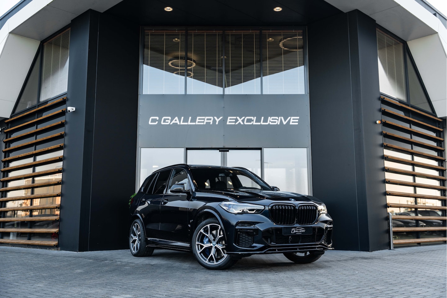 BMW X5 - xDrive45e High Executive - M Sport | Maxton Pakket | Panorama | Stoelkoeling & Massage | E - AutoWereld.nl