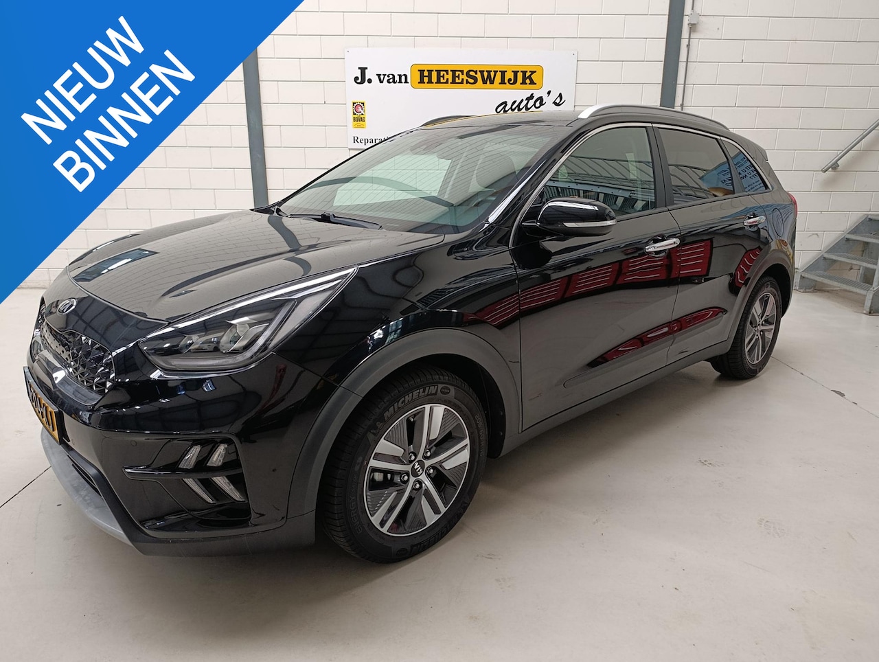 Kia Niro - 1.6 GDi Hybrid DynamicPlusLine Leder | Stoel + Stuurverwarming | Keyless | Navi | Camera. - AutoWereld.nl