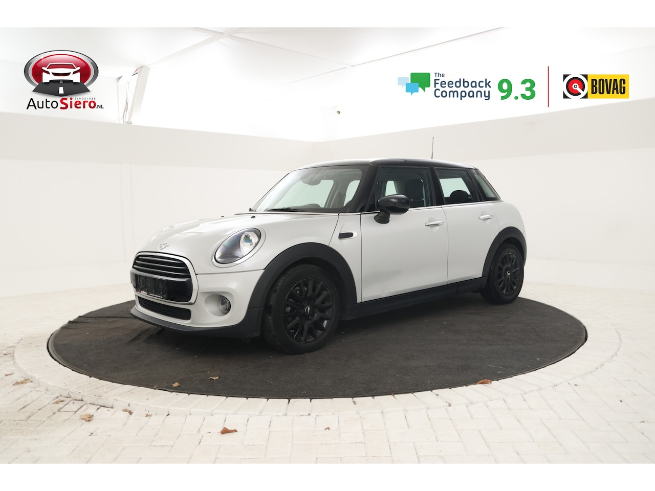 MINI Cooper - Mini 1.5 Business Edition Automaat, Navigatie, Leer, Panorama, - AutoWereld.nl