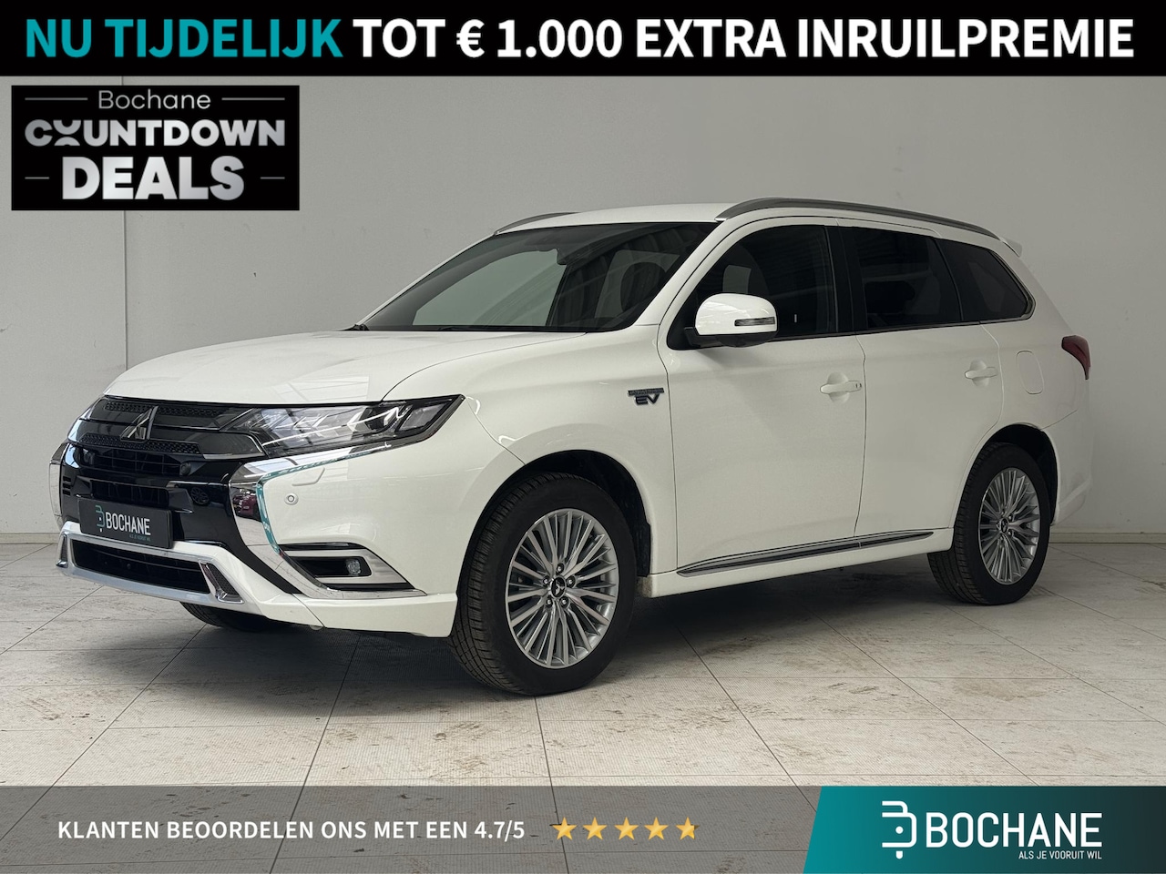 Mitsubishi Outlander - 2.4 PHEV Instyle | Navigatie | 360 Camera | Stoelverwarming | Trekhaak | - AutoWereld.nl