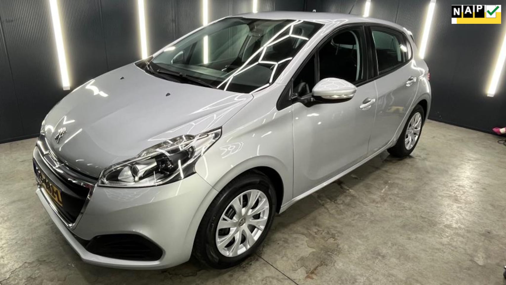 Peugeot 208 - 1.2 PureTech Active l Navi l Cruise Control l NAP l - AutoWereld.nl