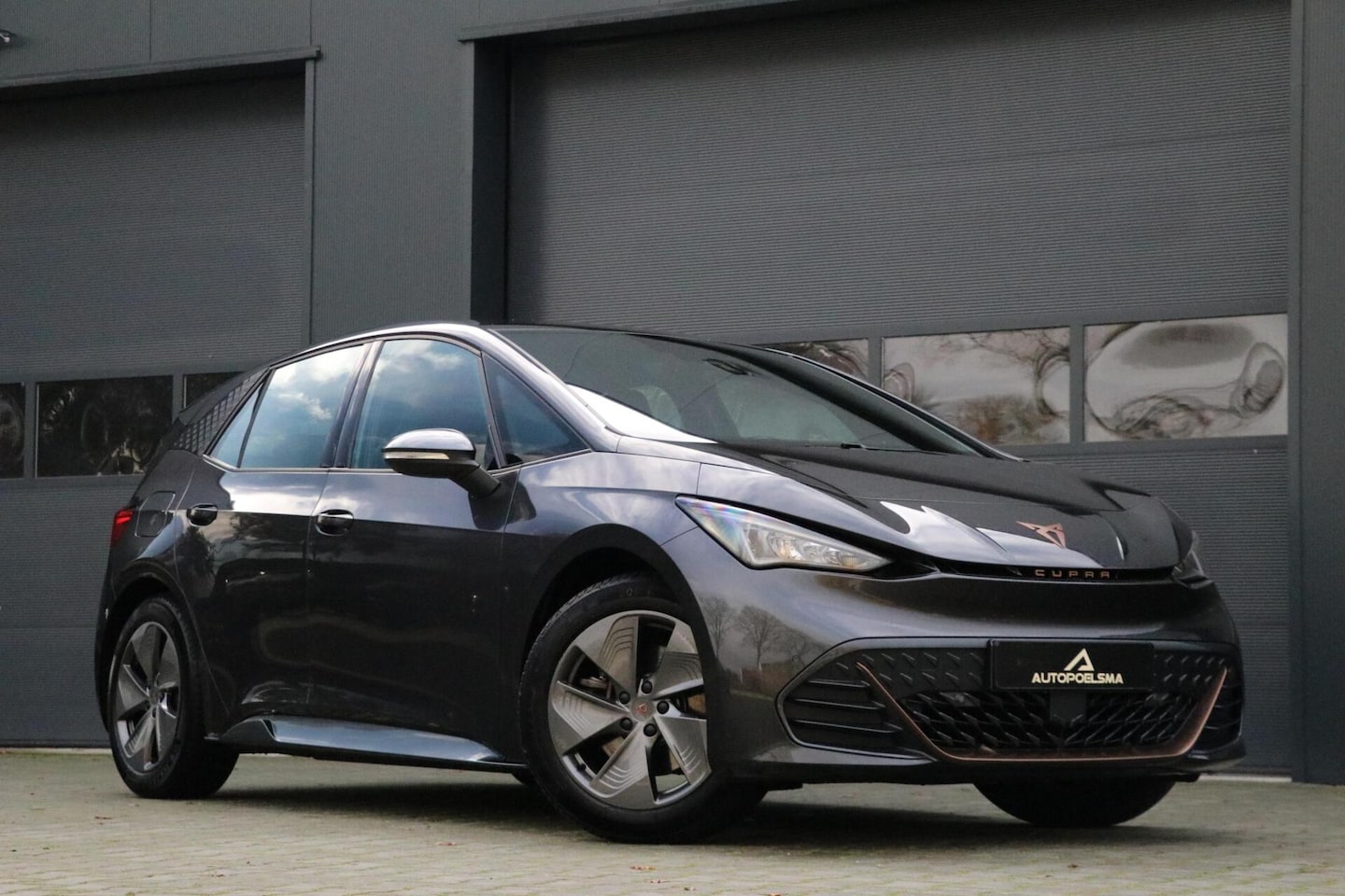 CUPRA Born - Business 62 kWh AppleCarplay Camera Stoel/stuur verwarming 18''Inch Lmv Pdc Led 126000KM B - AutoWereld.nl