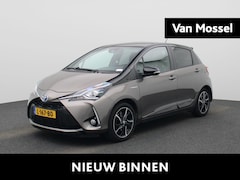 Toyota Yaris - 1.5 Hybrid Bi-Tone | Automaat | Panoramadak | Camera | Navigatie | Climate Control | Trekh