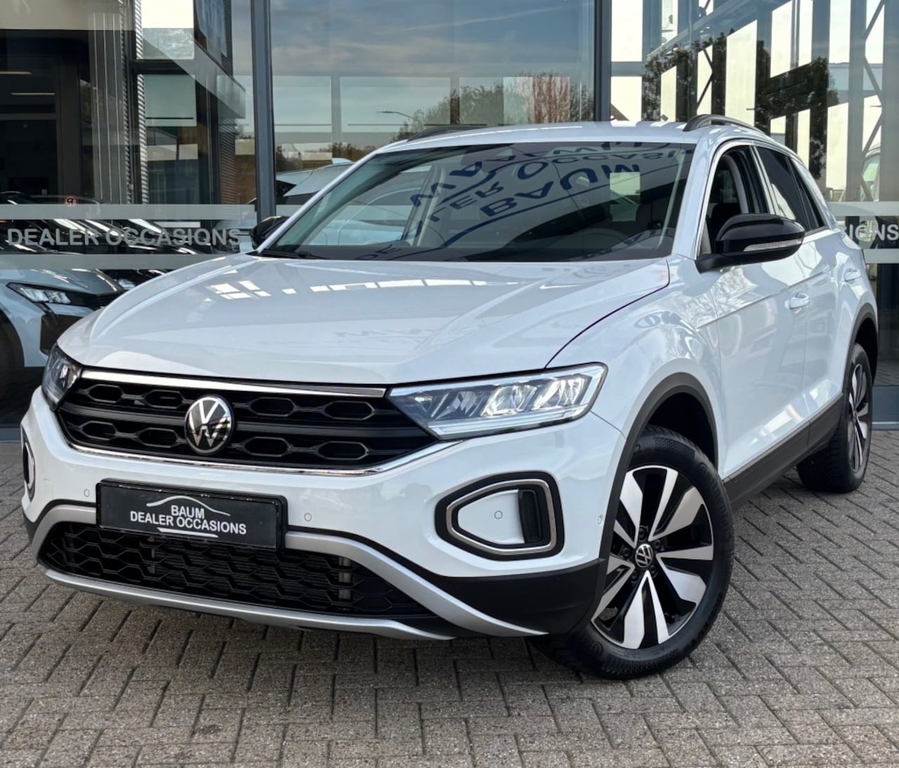 Volkswagen T-Roc - 1.0 TSI GOAL EDITION AIRCO NAVI PDC LMV STOELVW - AutoWereld.nl