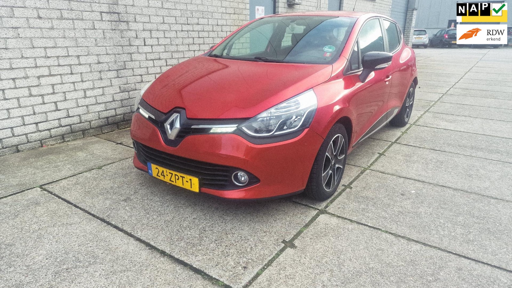 Renault Clio - 0.9 TCe Expression 3e eigenaar Airco NAP... - AutoWereld.nl