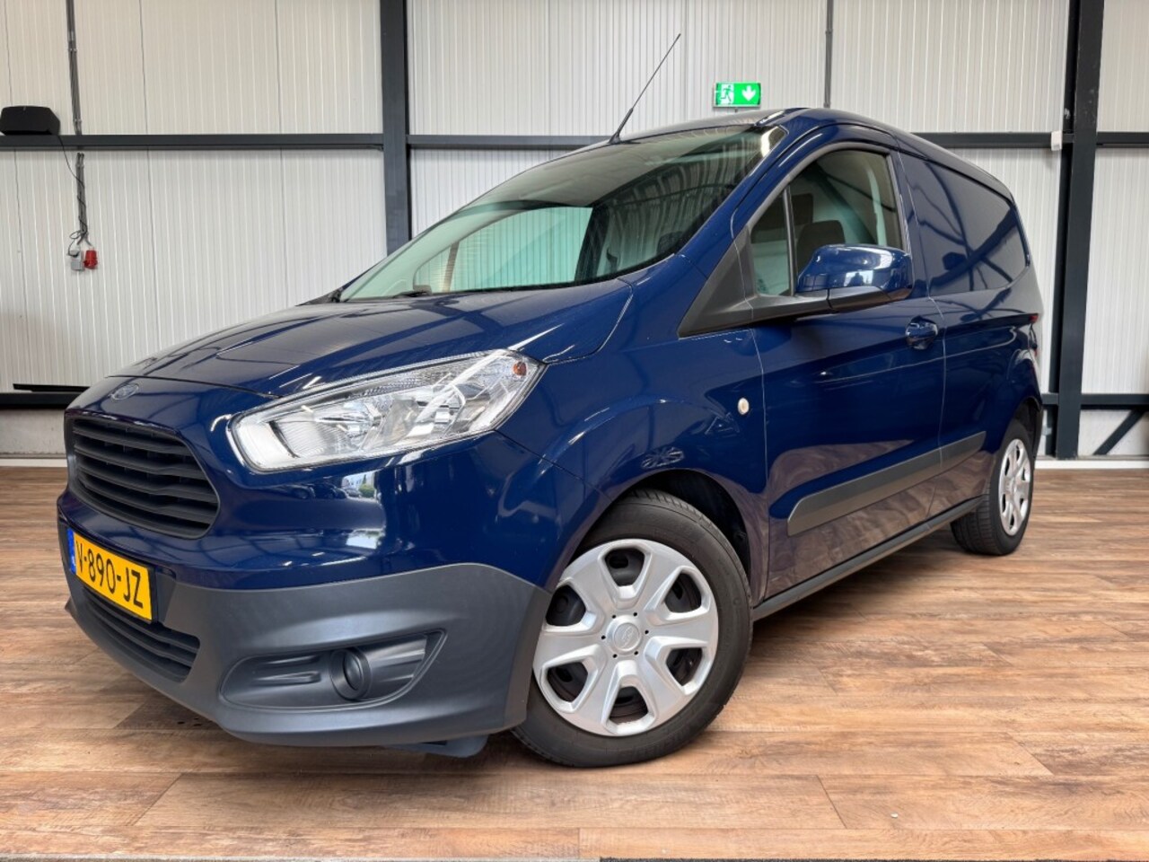 Ford Transit Courier - 1.5 TDCI Trend 1.5 TDCI Trend - AutoWereld.nl