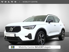 Volvo XC40 - 2.0 B4 Plus Dark | Trekhaak | H&K Audio | Memory |