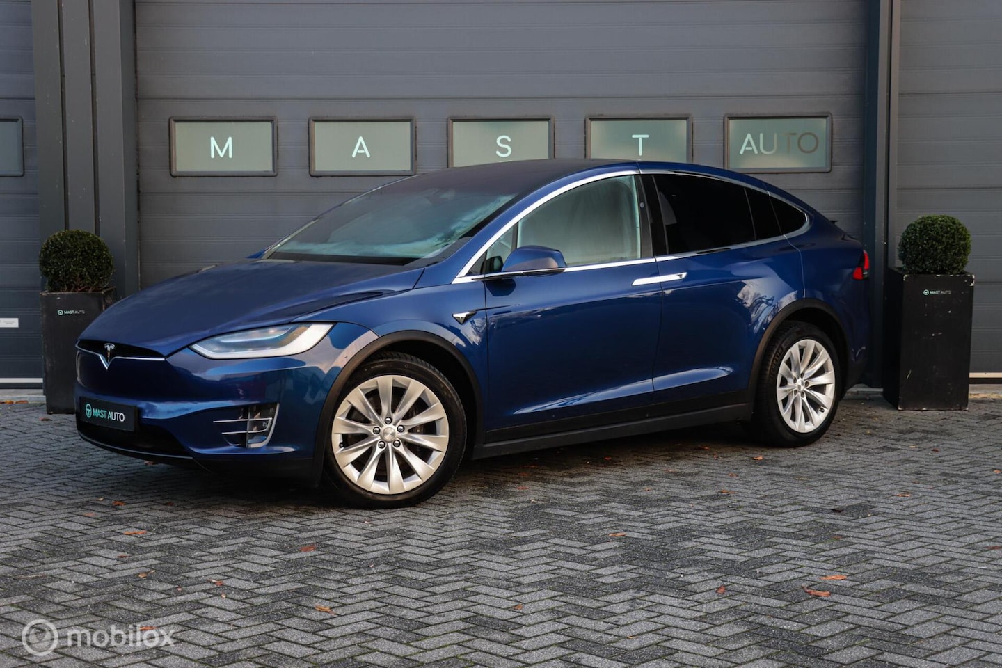 Tesla Model X - Long Range|Autopilot|Leder|Camera|Stoelverwarming - AutoWereld.nl