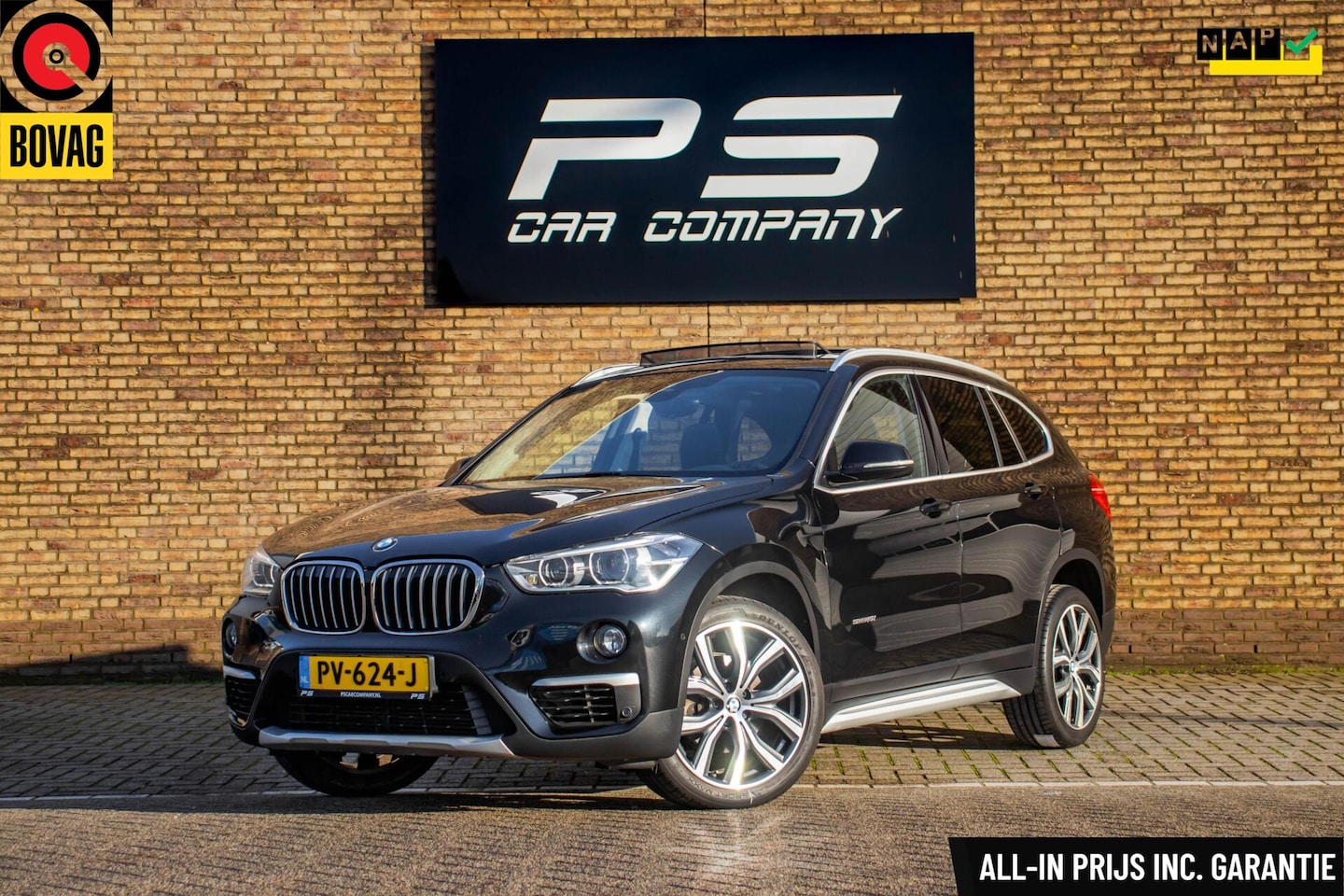 BMW X1 - sDrive18i High Executive sDrive18i High Executive, NAP, Leder, Pano, Ambient - AutoWereld.nl