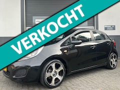 Kia Rio - 1.2 CVVT Comfort Pack I AIRCO I TREKHAAK I 17 inch LM