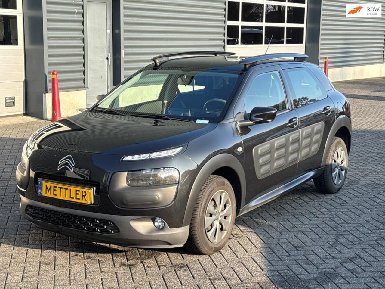 Citroën C4 Cactus - 1.6 BlueHDi Feel 1.6 BlueHDi Feel, navigatie, clima - AutoWereld.nl
