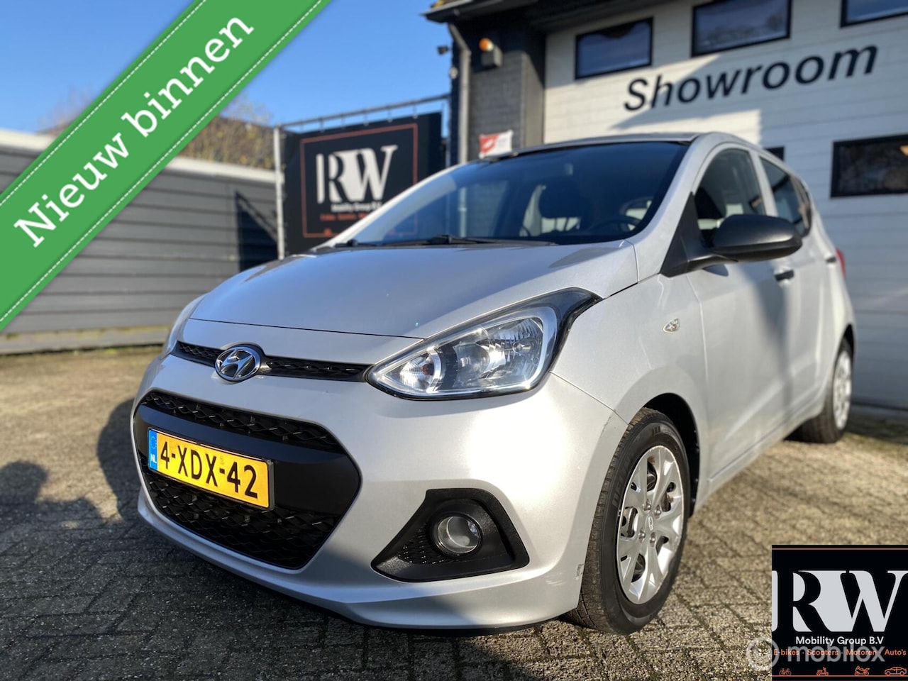 Hyundai i10 - 1.0i i-Motion Comfort Plus *NAP*AIRCO* - AutoWereld.nl