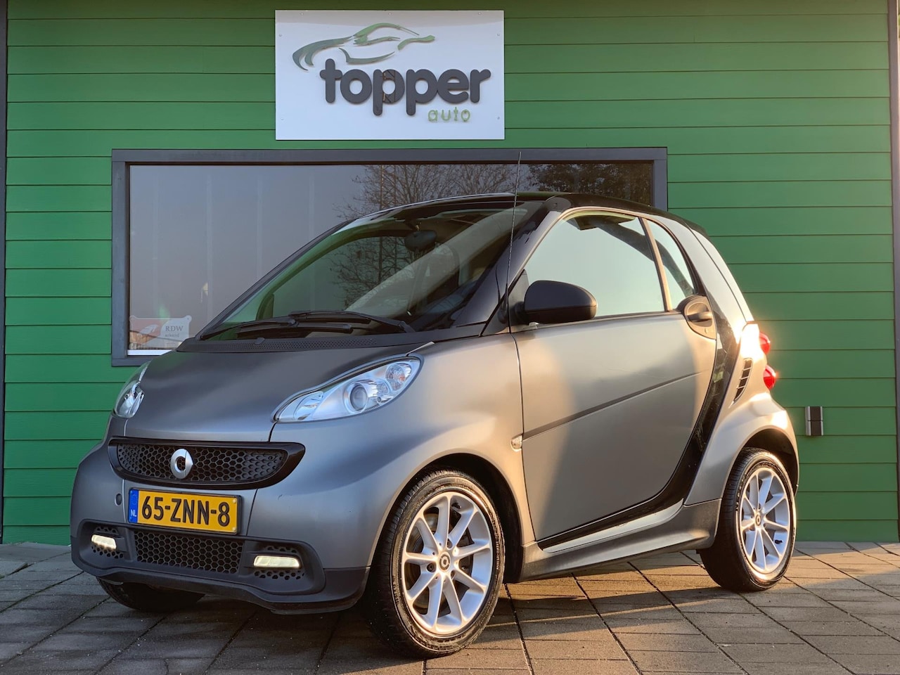 Smart Fortwo coupé - 1.0 mhd Pure | Automaat | Pano.Dak | Elekt.Ramen | LED | - AutoWereld.nl