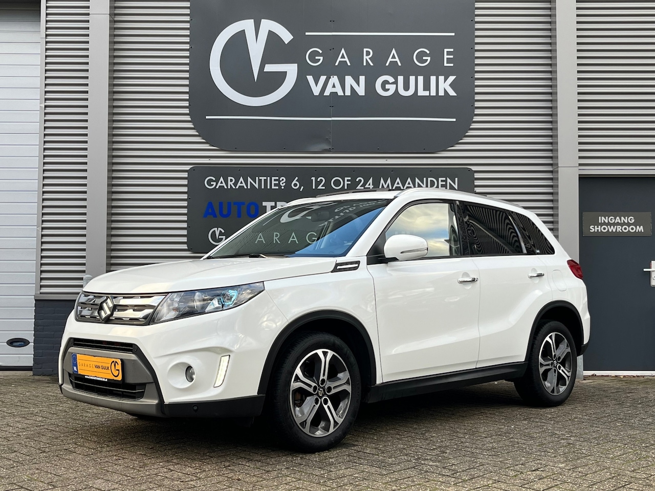 Suzuki Vitara - 1.6 120PK Automaat,PanoDak,Navi,Clima,Cruise,Camera,Carplay,Isofix,ElektrRamen+Spiegels,Ke - AutoWereld.nl