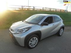 Toyota Aygo X - Ayco X 1.0 benzine 5 deurs airco Camera 7000 km