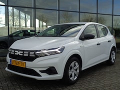 Dacia Sandero - 1.0 TCe 100 ECO-G Essential Bi-fuel LPG-G3 | Nieuwstaat | Cruise | DAB+ | Bluetooth | Zuinig en goedkoop rijden op LPG