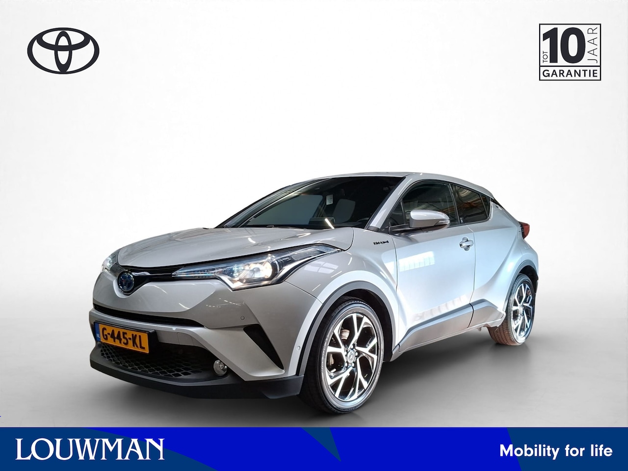 Toyota C-HR - 1.8 Hybrid Style wpl planning 26-11, poetsen zelf en Mats foto's - AutoWereld.nl