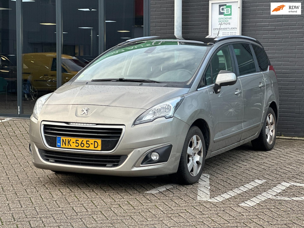 Peugeot 5008 - 2.0 BlueHDi Allure 7-PERS/CAMERA/NAVI/CRUISCONTROL!! - AutoWereld.nl