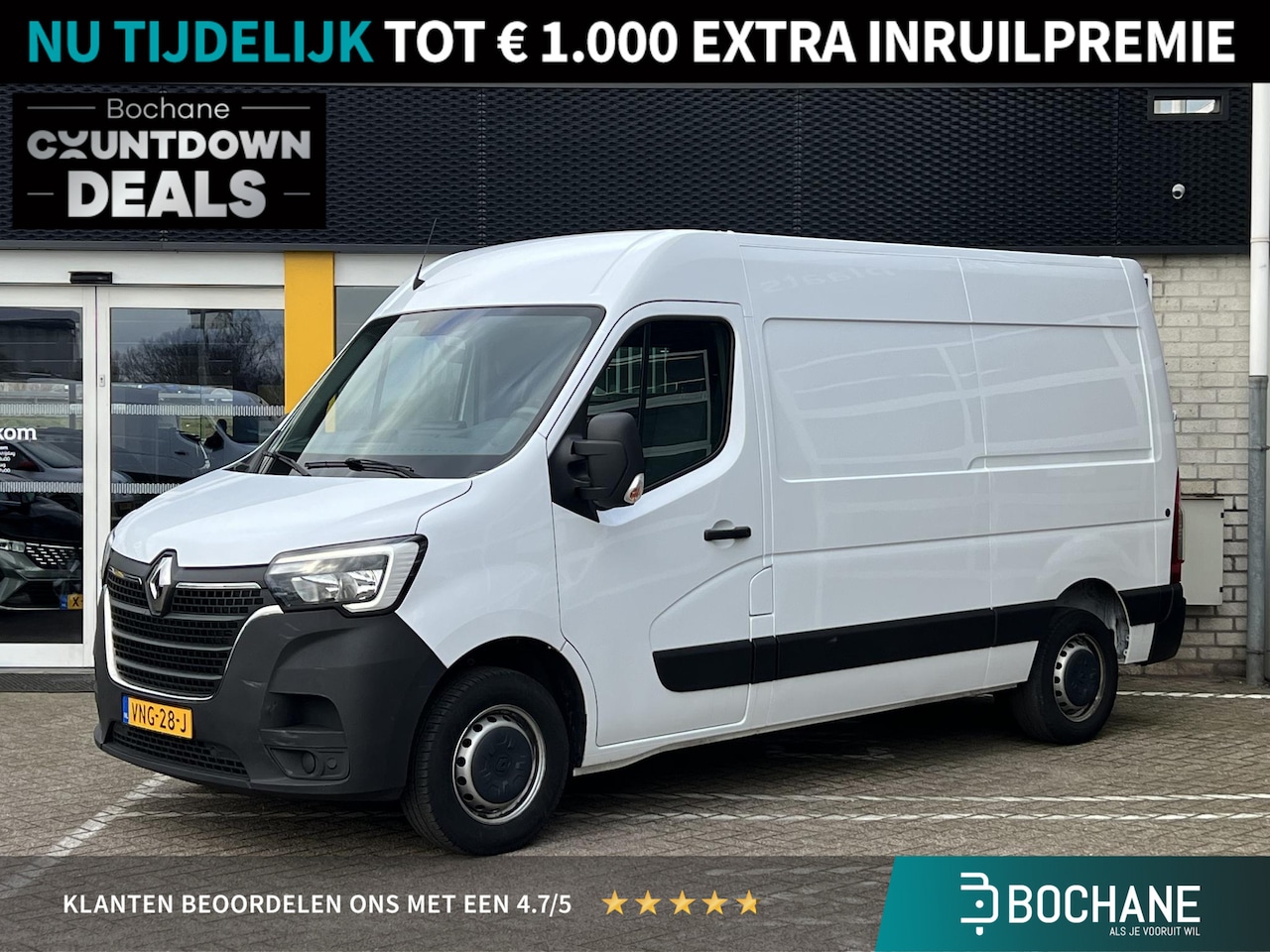 Renault Master - T33 2.3 dCi 135 L2H2 Comfort | Trekhaak | Navigatie | DAB | Parkeersensoren | Airco | - AutoWereld.nl