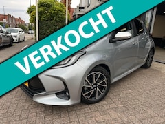 Toyota Yaris - 1.5 Hybrid 115 First Edition|Carplay|Camera|LM Velgen
