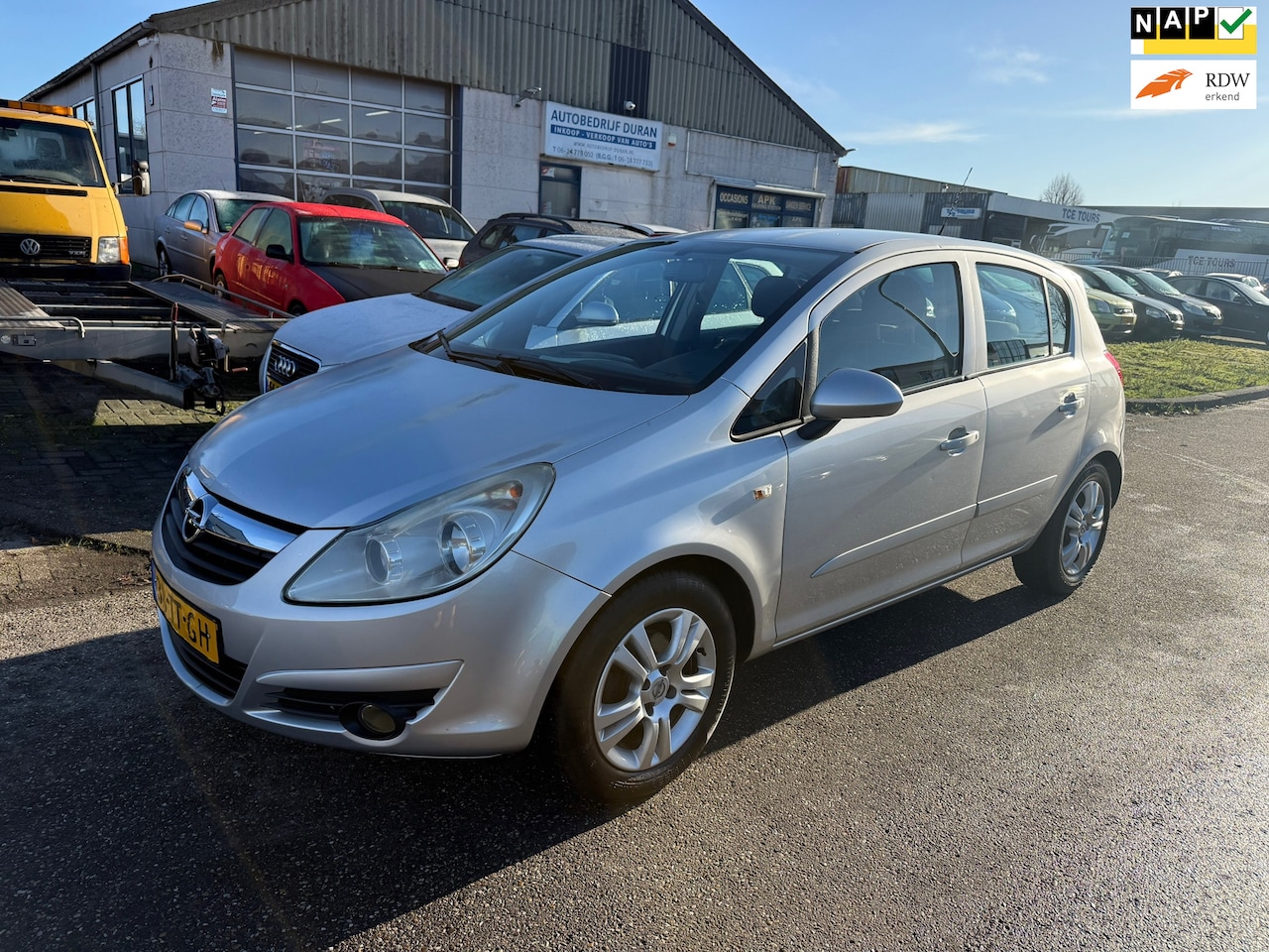 Opel Corsa - 1.2-16V Enjoy Airco Bj:2007 NAP! - AutoWereld.nl