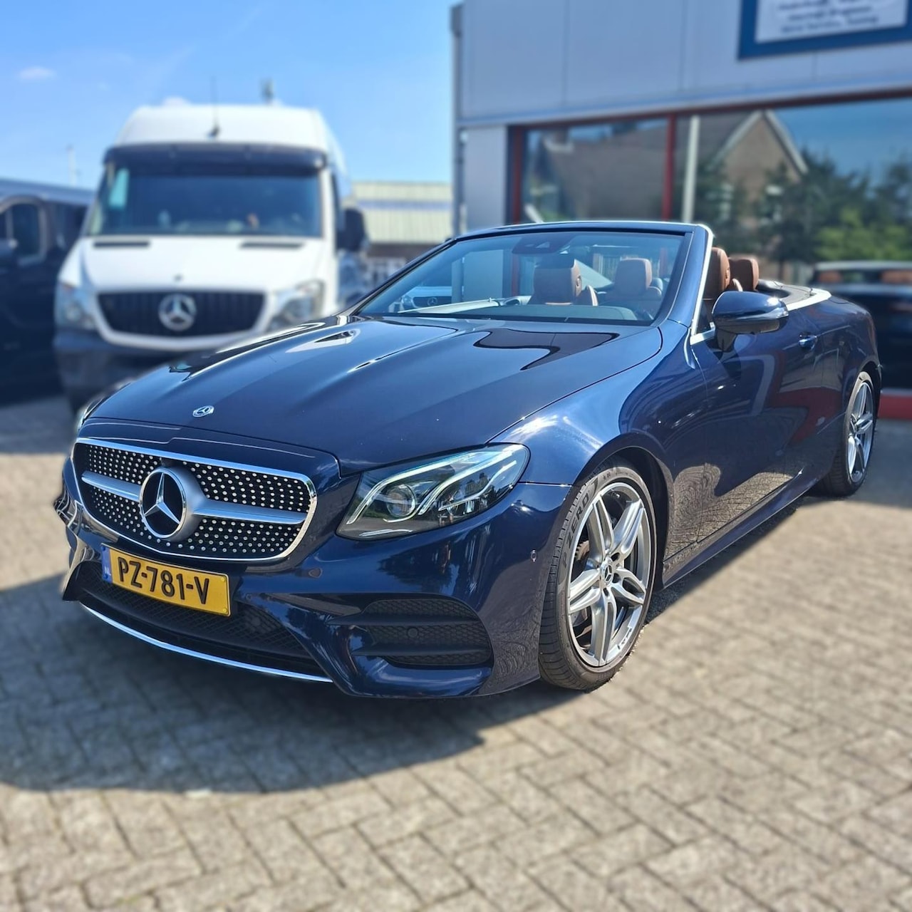Mercedes-Benz E-klasse Cabrio - 200 Premium AMG UITVOERING ALLE OPTIES - AutoWereld.nl