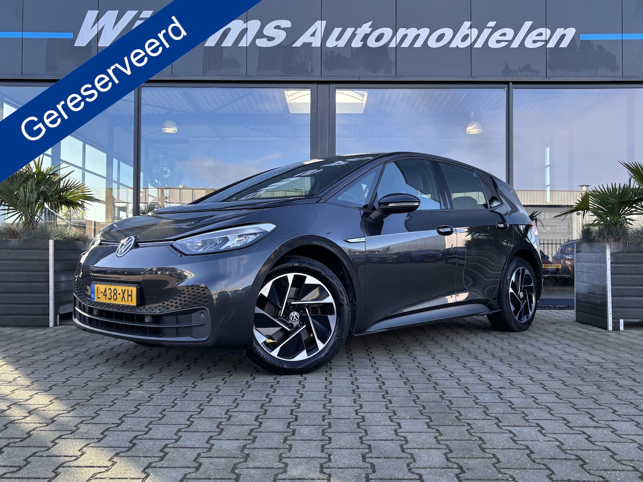 Volkswagen ID.3 - Life 58 kWh Stoelverwarming, Adaptieve Cruise & App-Connect - AutoWereld.nl