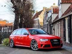 Audi RS4 - Avant 4.2 FSI Quattro | Schaalstoel - Akrapovic - Exclusive - Collectable