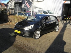 Kia Rio - 1.2 CVVT nap pas airco nieuwe apk