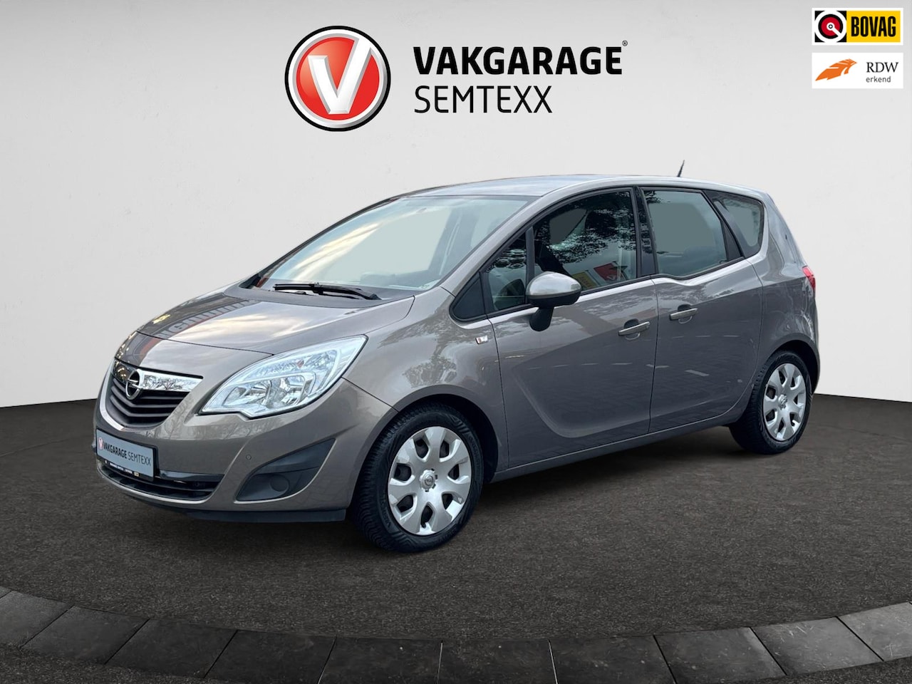 Opel Meriva - 1.4 Turbo Cosmo | Automaat | Navi | Trekhaak Vast | Airco | Parkeer Sensoren Voor + Achter - AutoWereld.nl