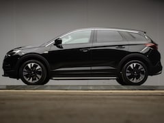 Opel Grandland X - 1.2 Turbo Business Executive Sport (PANORAMADAK, APPLE CARPLAY, NAVI, STOEL/STUURVERWARMIN