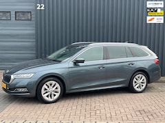 Skoda Octavia Combi - 1.0 e-TSI Business Edition|Virtual|Cam|Keyless|Navi|Led|PDC|Trekhaak