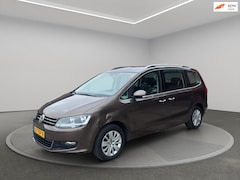 Volkswagen Sharan - 1.4 TSI Comfortline 7p. 2 Schuifdeuren Cruise control Navi Clima Stoel verw. Trekhaak