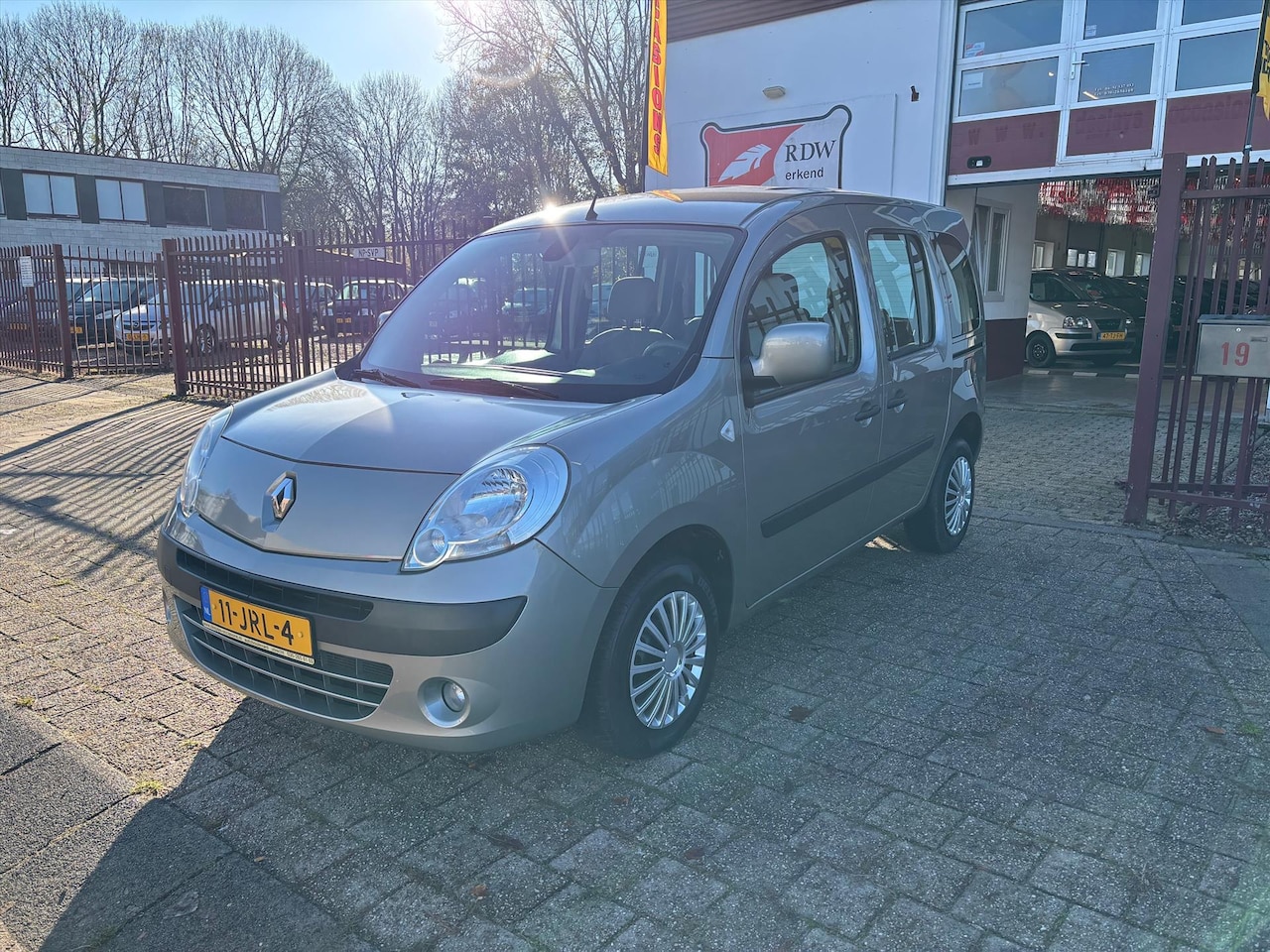 Renault Kangoo Family - 1.6 16V 78KW - AutoWereld.nl