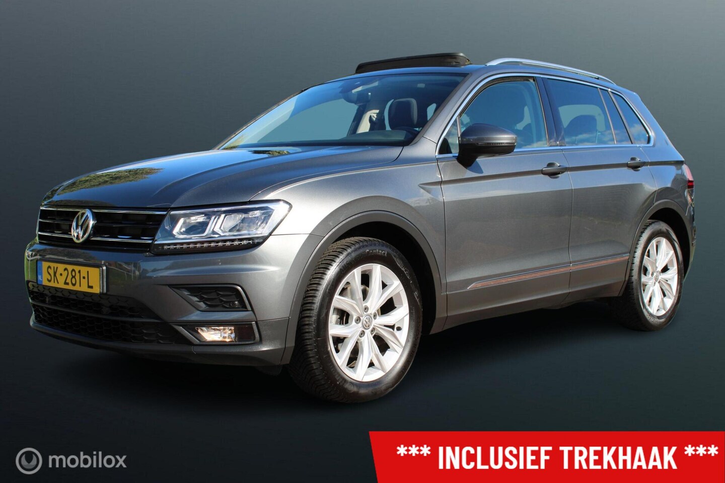 Volkswagen Tiguan - 1.4 TSI Comfortline Business 1.4 TSI Comfortline Business, Trekhaak, Panodak, Navi, App connect, Pdc voor + achter, Cru - AutoWereld.nl