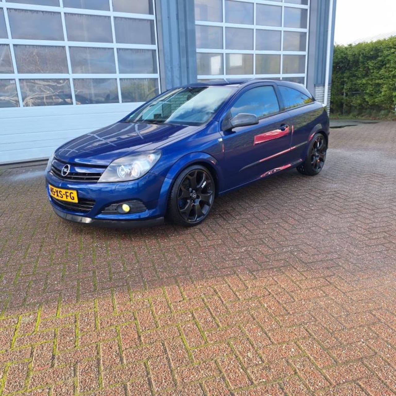 Opel Astra GTC - 2.0 T Sport OPC Line Recaro etc - AutoWereld.nl