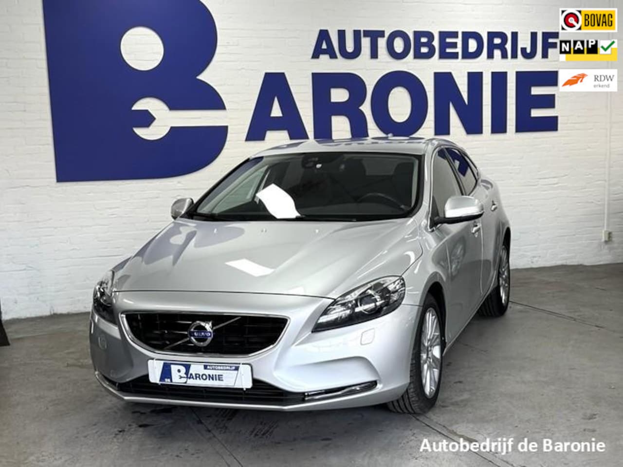 Volvo V40 - 1.5 T3 Nordic+ automaat - AutoWereld.nl