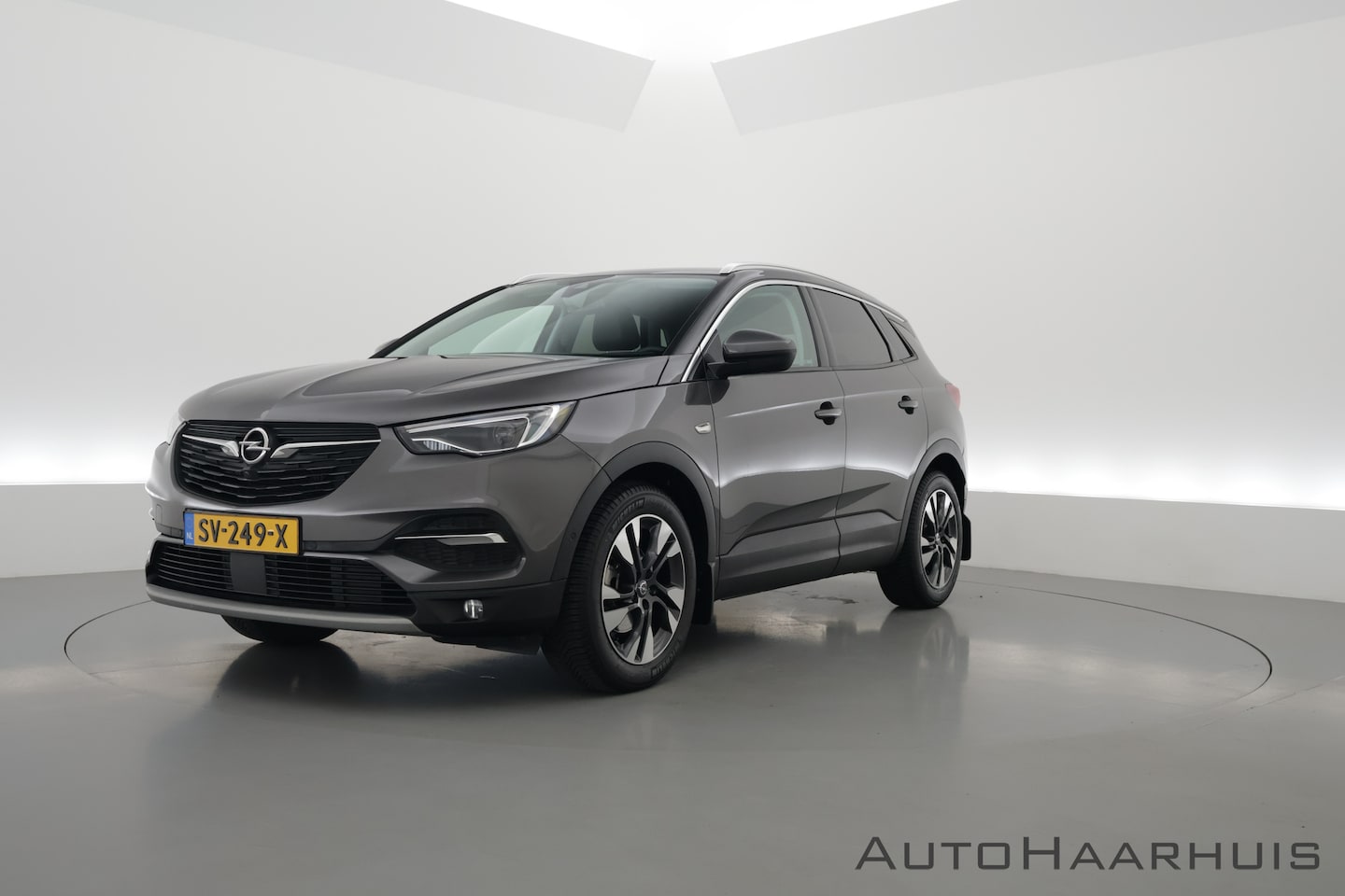 Opel Grandland X - 1.2 Turbo Innovation | Leder | Stoel- Stuurverw. | Afn. Trekhaak | Camera | LED | Memory s - AutoWereld.nl