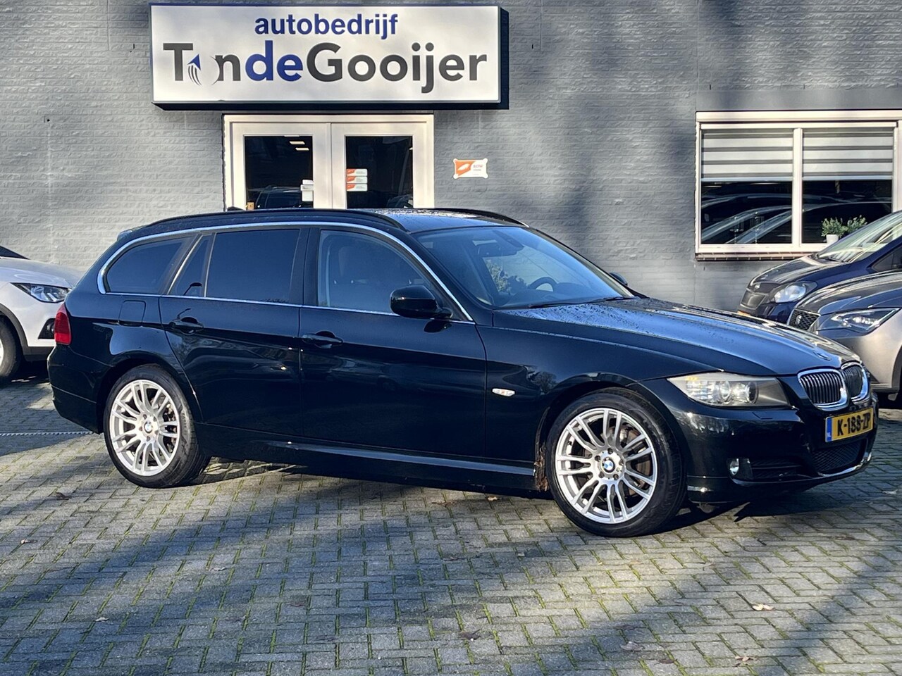 BMW 3-serie Touring - 318i Luxury Line | NAV. | CLIMA | STOELVERW. | - AutoWereld.nl