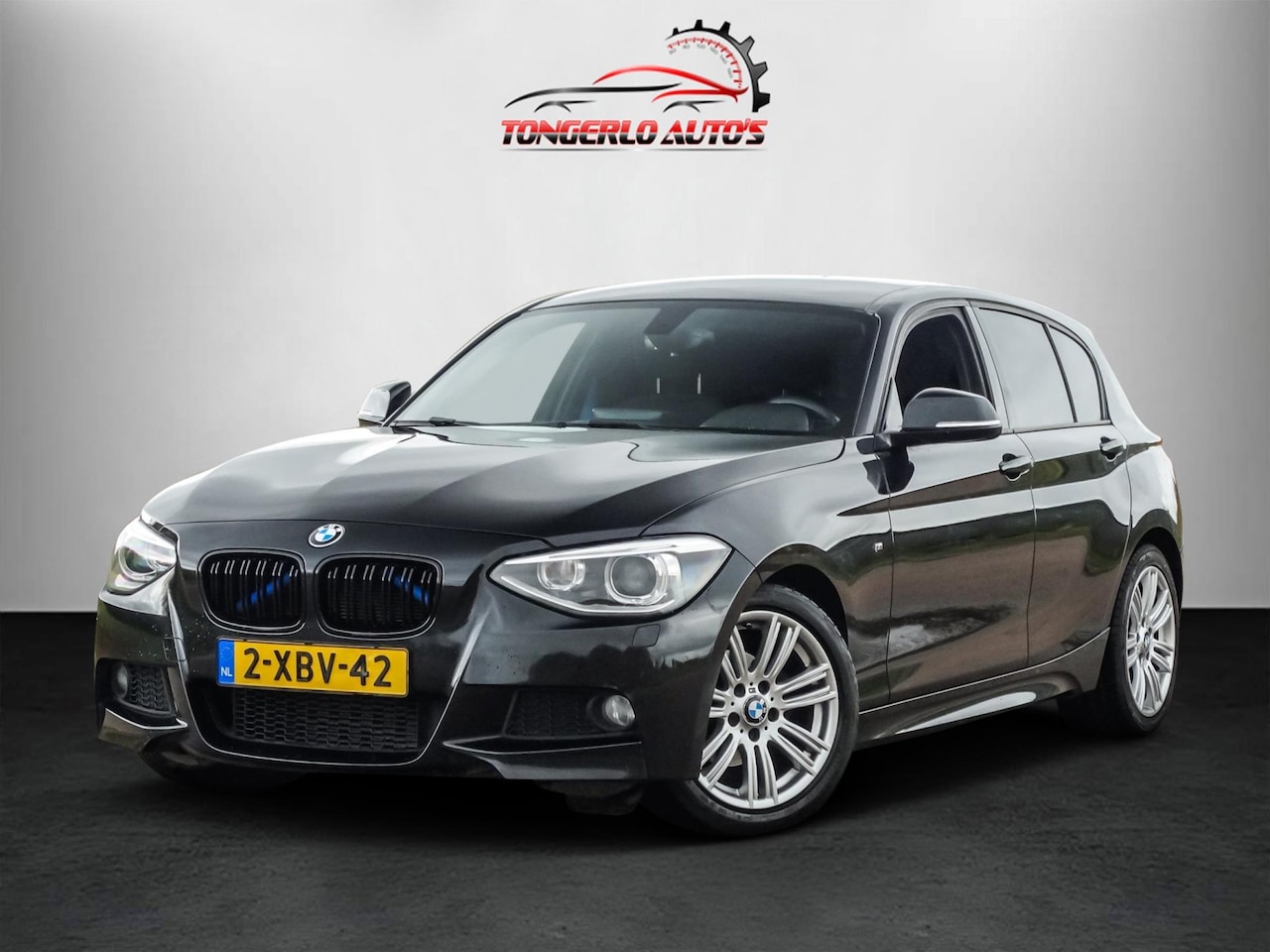BMW 1-serie - 116i Executive Cruise Clima Navi M-sport Alcantara Stoelverw. 17'' Lm - AutoWereld.nl