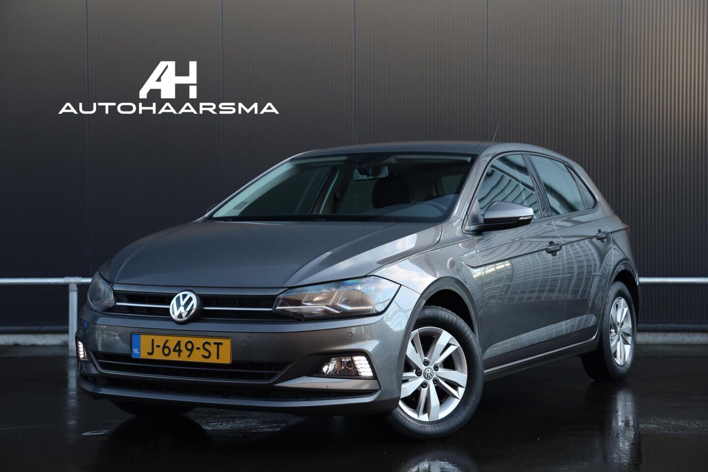 Volkswagen Polo - 1.0 TSI 95pk Comfortline Business Navi Clima Stoelverwarming ACC DAB+ CarPlay NL-Auto NAP! - AutoWereld.nl