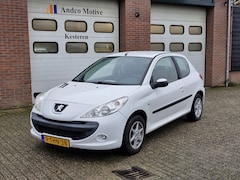 Peugeot 206 - 1.1 XR