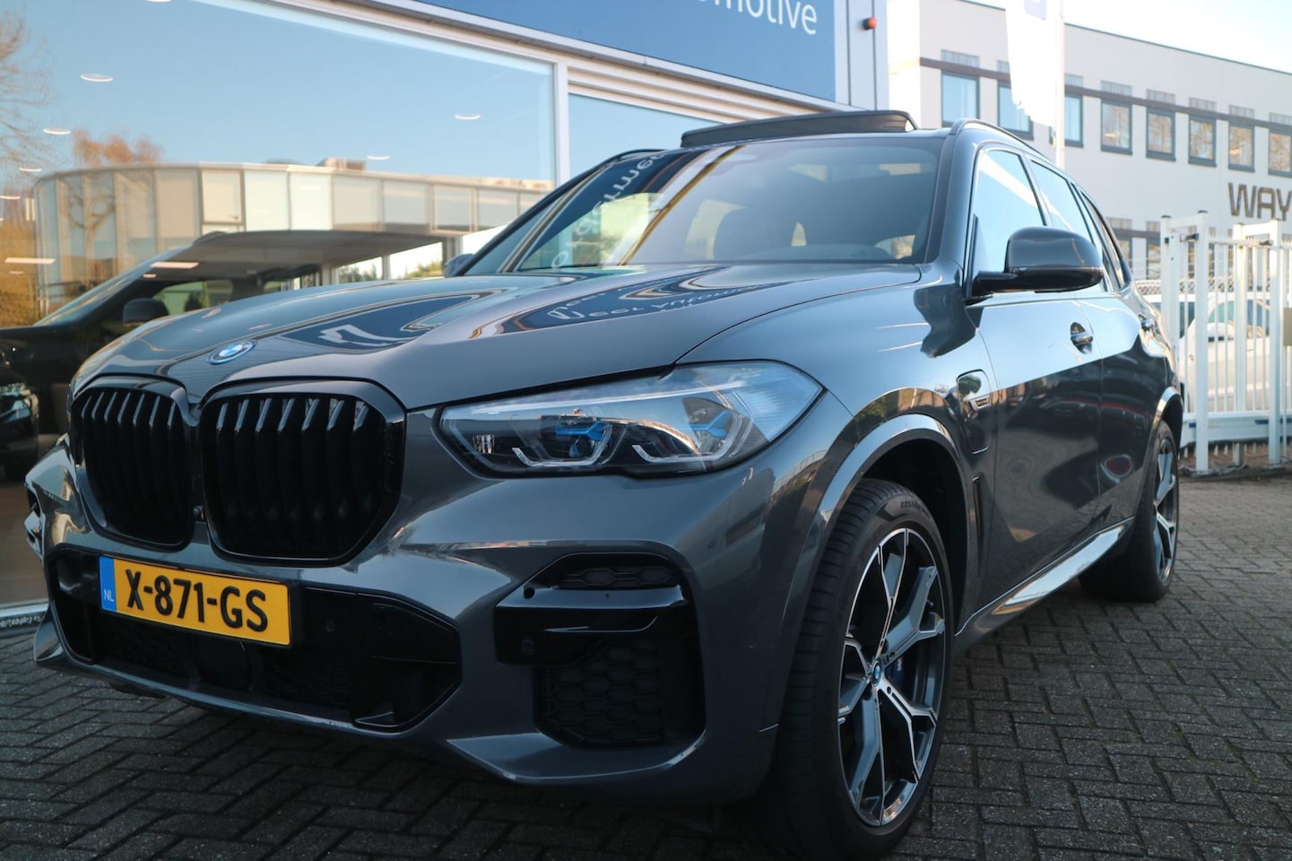 BMW X5 - XDrive45e High Executive / panoramadak / harman kardon / HD / camera - AutoWereld.nl
