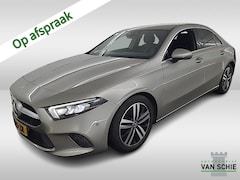 Mercedes-Benz A-klasse - 200 Business Solution Luxury 1e-Eig. & Dealer-Onderh. BOVAG-Garantie. NL-Auto