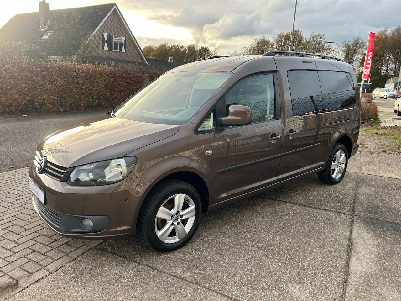 Volkswagen Caddy Maxi - 1.2 TSI MAXI JAKO-O 7 Persoons - AutoWereld.nl